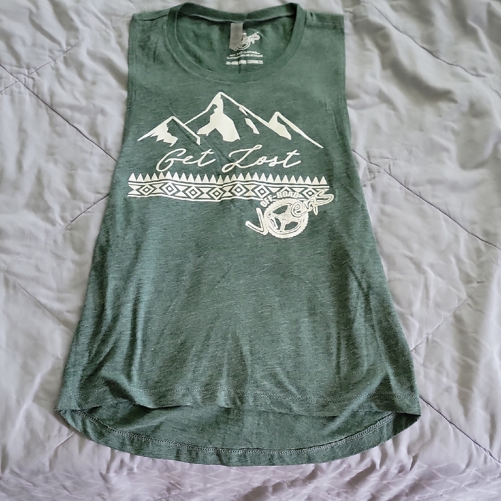 Green Sleeveless Top with Mountain Print